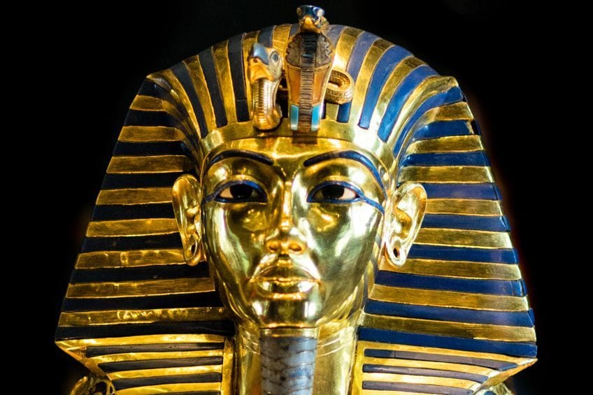 Explore the Mask of Tutankhamun