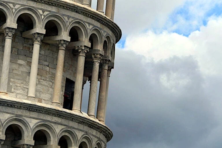 Leaning Tower of Pisa – The Mystery of Italy’s Tilting Bell Tower