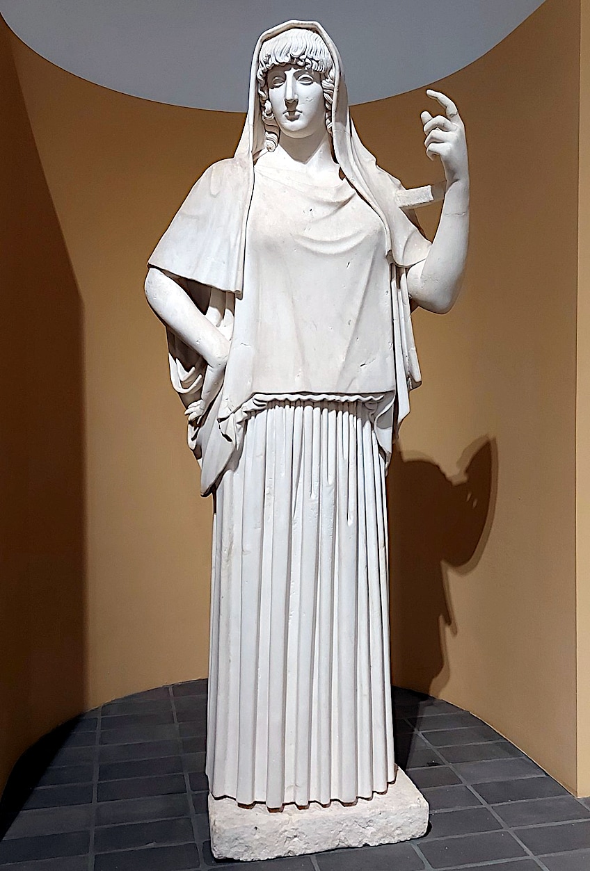Greek Goddess Hestia in Art